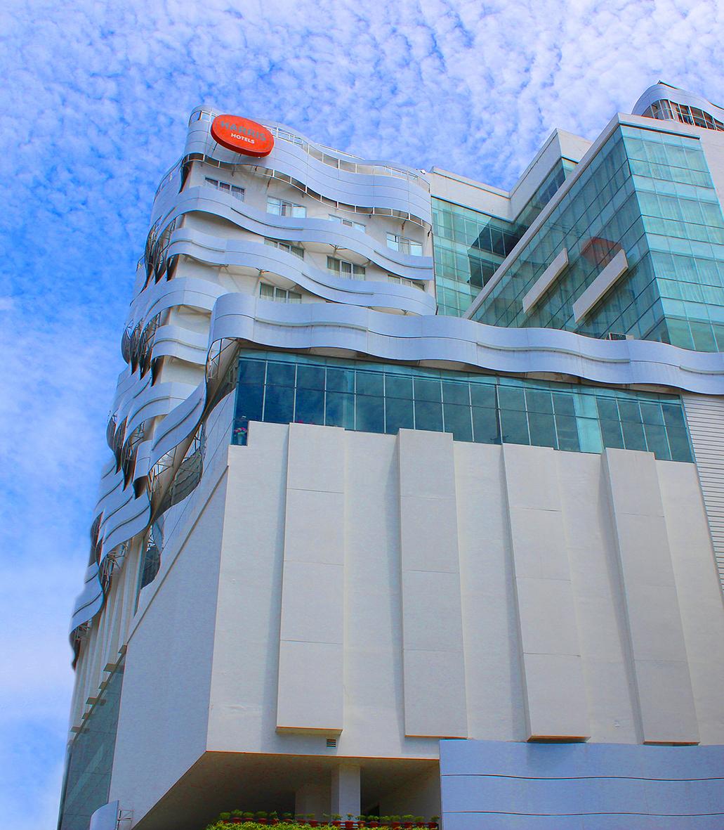 Harris Hotel Pontianak Exterior photo